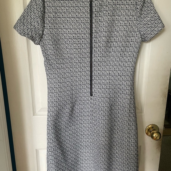 Tahari Tweed dress NWT size 8 navy blue tweed fully lined. - Picture 2 of 5